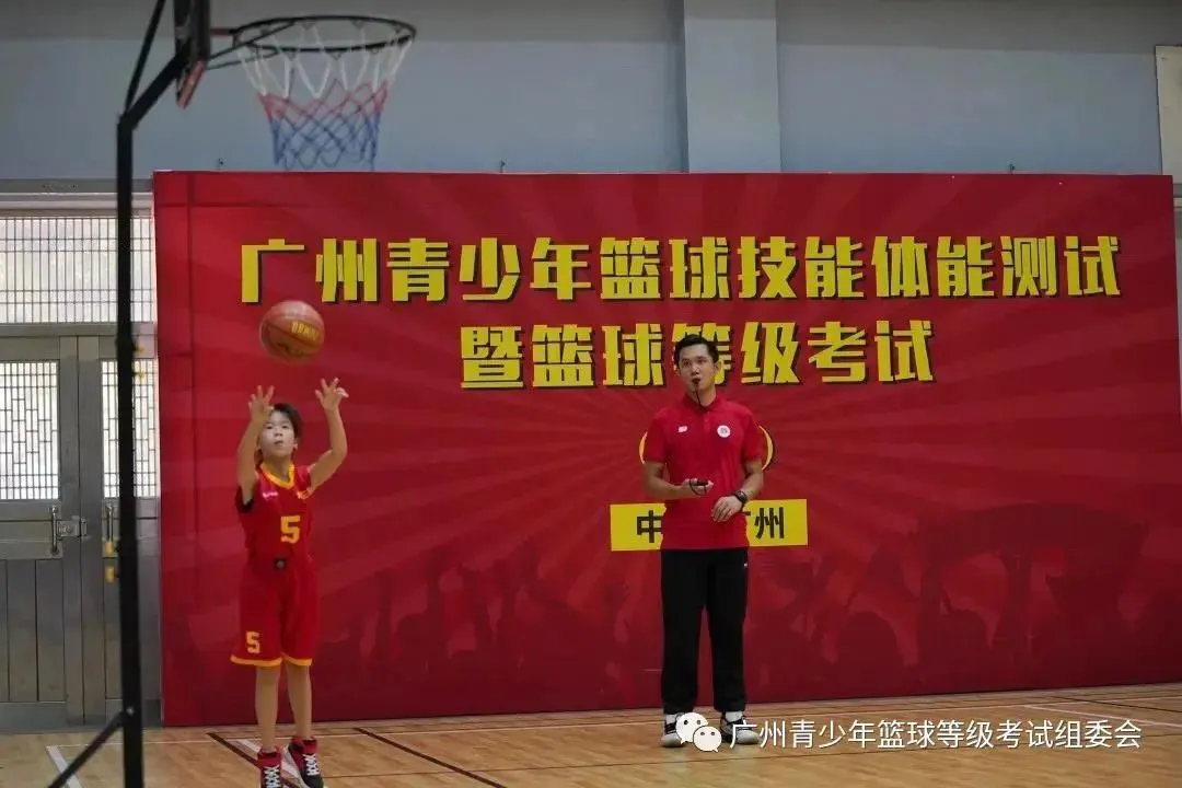 如何设计一套全面的篮球训练计划和策略_0